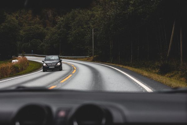 Quels sont les défis de l'intégration des systèmes de conduite autonome dans les zones rurales?